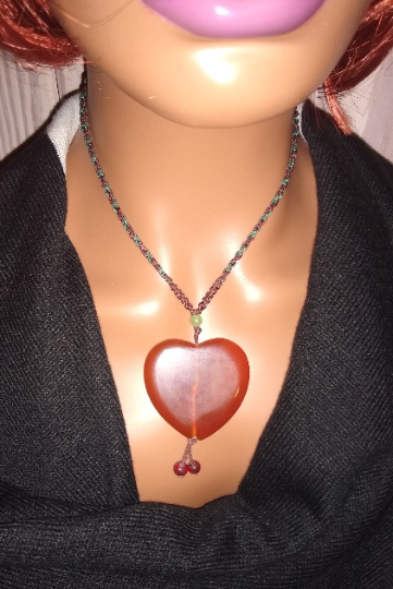 Carnelian pendant large heart necklace vintage / Worry stone / Sacral chakra / Sacral jewelry / gold chain / attraction stone / relax stone