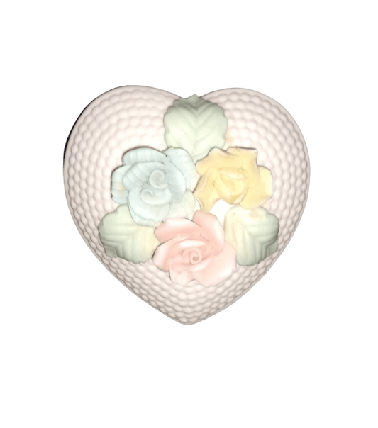 Norleans japan Flower Jewelry Box.  Heart Flower trinket box.  Art Deco.  A porcelain heart shaped jewelry box with colorful roses.