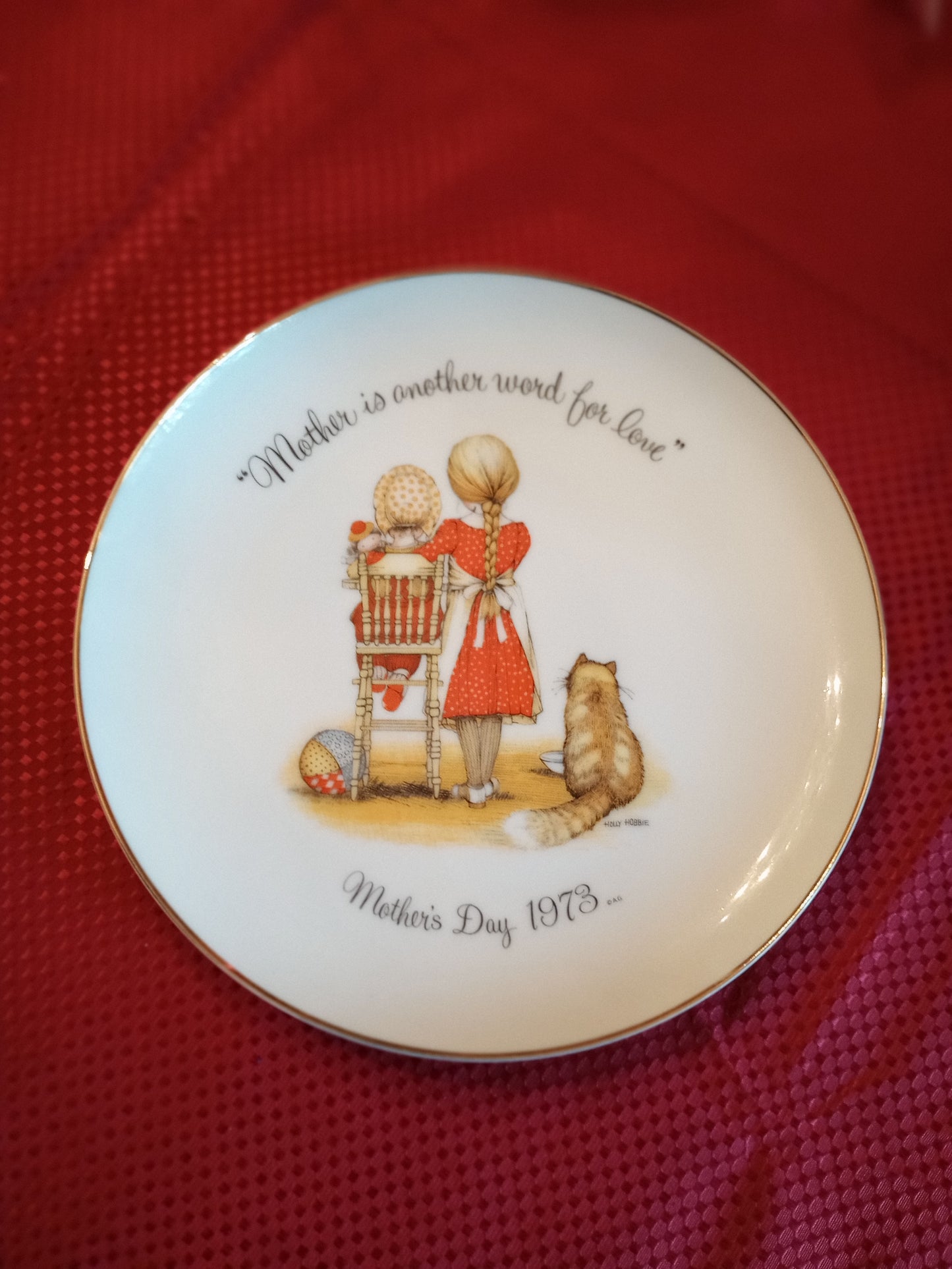 Holly Hobbies Mother Love 1973 Plate