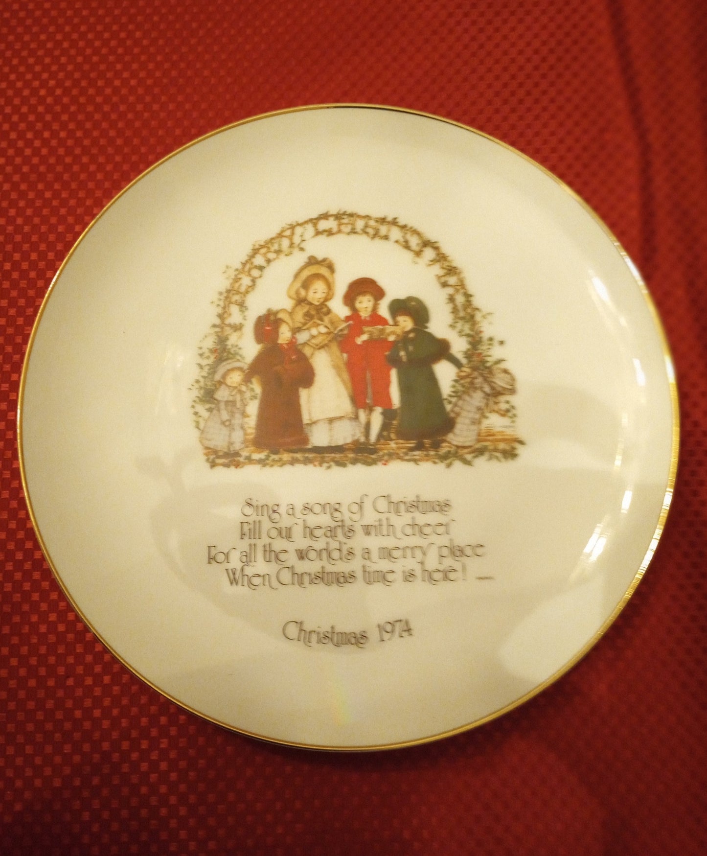 Holly Hobbies Christmas Song 1974 Plate