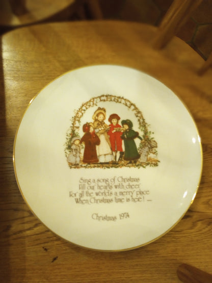 Holly Hobbies Christmas Song 1974 Plate