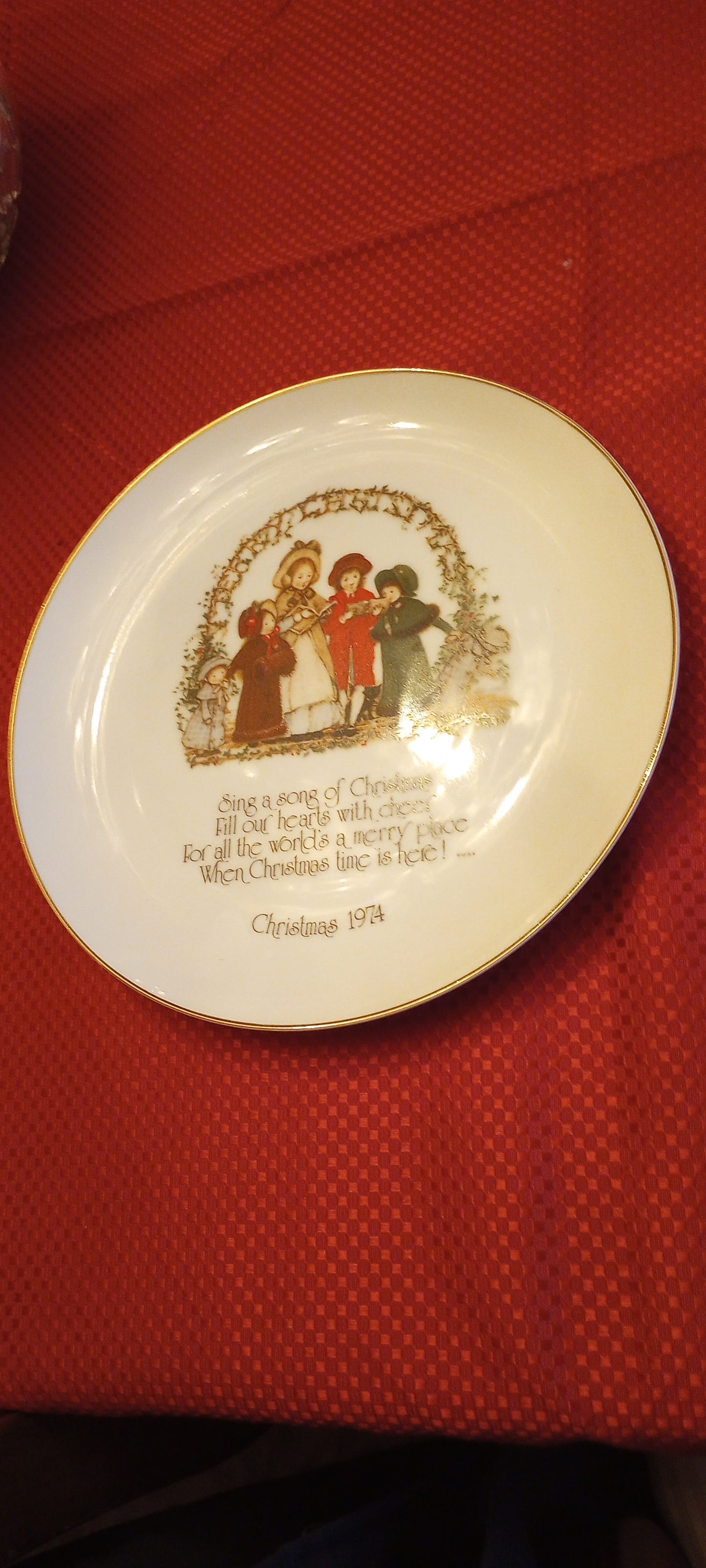 Holly Hobbies Christmas Song 1974 Plate