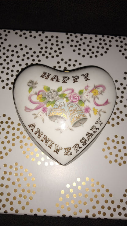 Happy Anniversary Vintage Jewelry Heart Box